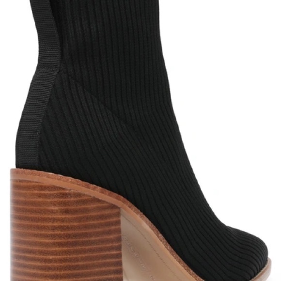 Steven by Steve Madden Nara Stacked Heel Knit Sock Bootie in Black Size 4 - Picture 2 of 14